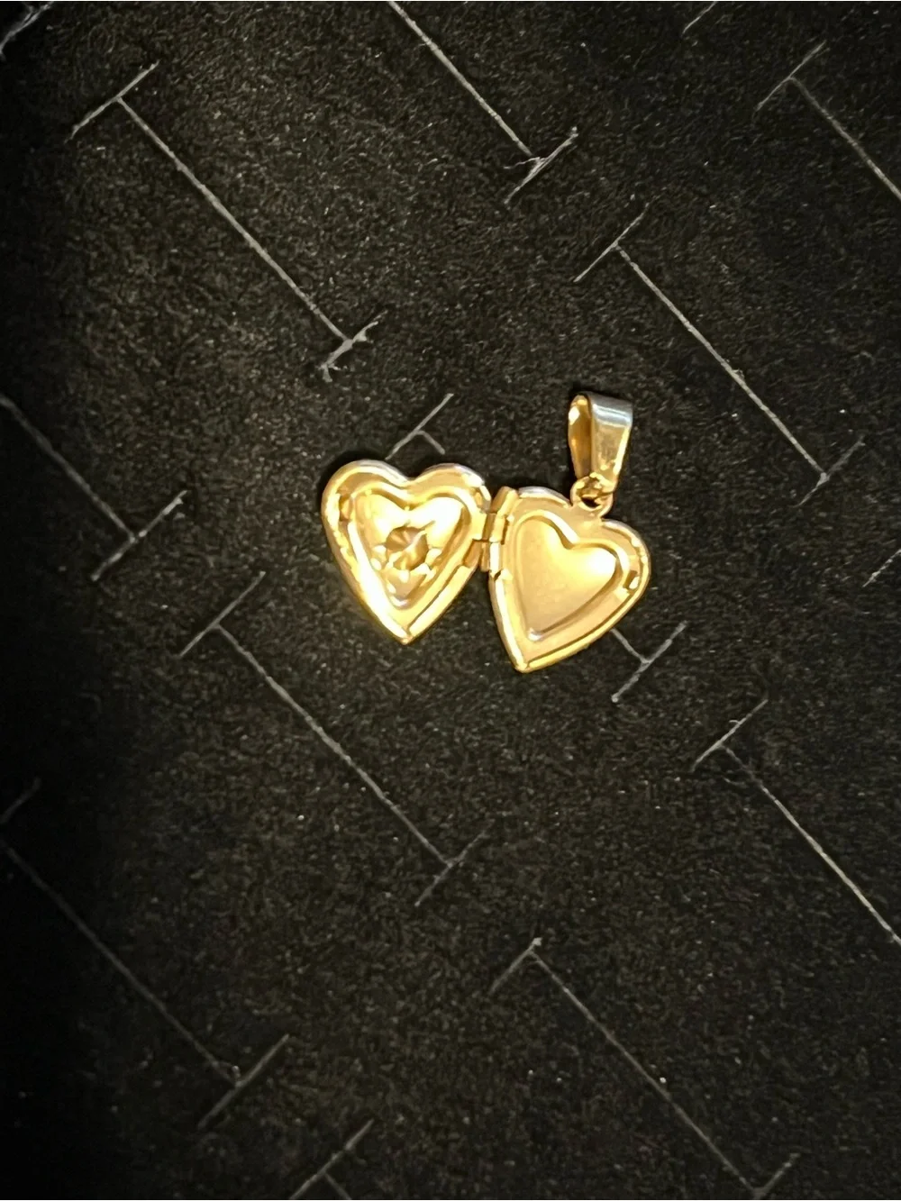 N/A delicate gold